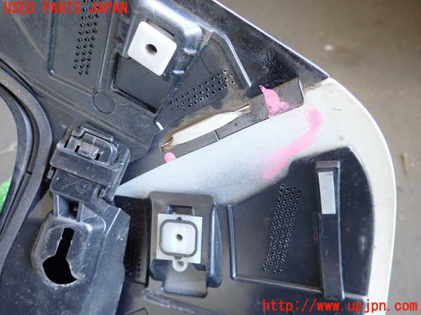 2UPJ-96031520]BMW 218i アクティブツアラー(2A15)(F45)リアスポイラー 中古_m0004.jpg