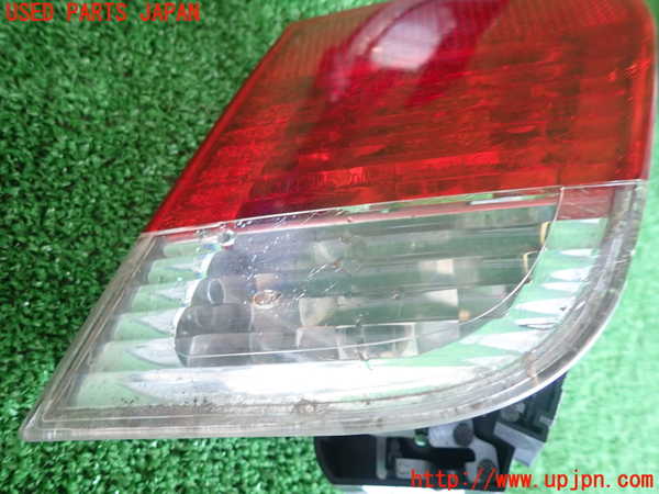 2UPJ-96041550]BMW 330i(AV30)右リアフィニッシャー 中古_m0002.jpg