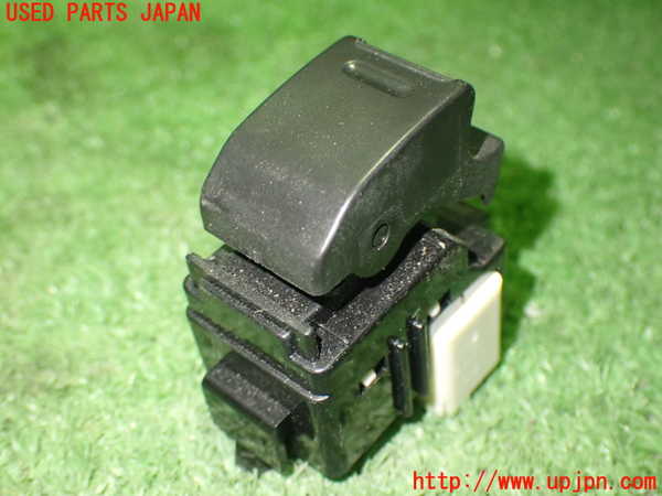 1UPJ-96256245]ハイエースバン200系(KDH201V)左前パワーウィンドウスイッチ 中古_m0001.jpg
