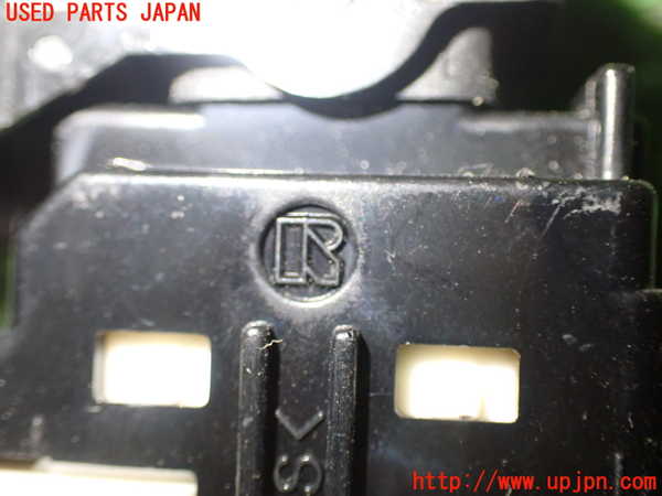 1UPJ-96256245]ハイエースバン200系(KDH201V)左前パワーウィンドウスイッチ 中古_m0003.jpg