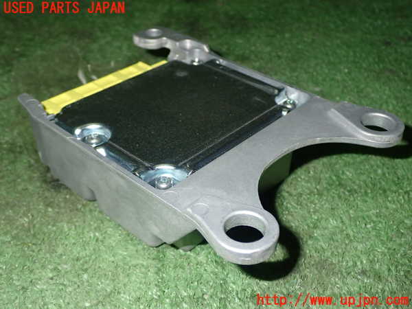 1UPJ-96256145]ハイエースバン200系(KDH201V)エアバッグコンピューター 中古_m0003.jpg
