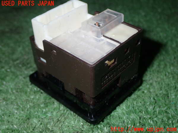 1UPJ-96256280]ハイエースバン200系(KDH201V)ミラースイッチ 中古_m0003.jpg
