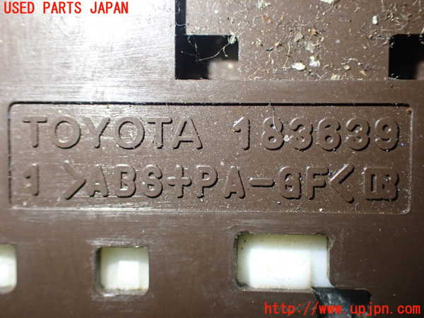 1UPJ-96256280]ハイエースバン200系(KDH201V)ミラースイッチ 中古_m0004.jpg