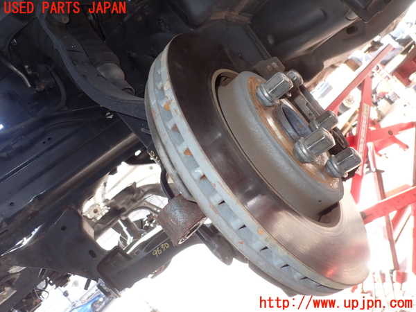 2UPJ-96304295]ジープグランドチェロキー(WK36A)左フロントナックルハブ 中古_m0002.jpg