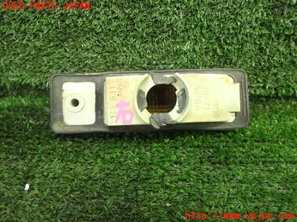 1UPJ-96351160]スカイライン 鉄仮面(DR30 R30系)右ウィンカーレンズ 中古_m0002.jpg