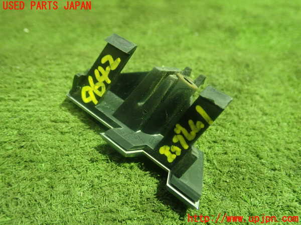 5UPJ-96421631]VW ティグアン(5NCTH)エンブレム1 中古_m0003.jpg