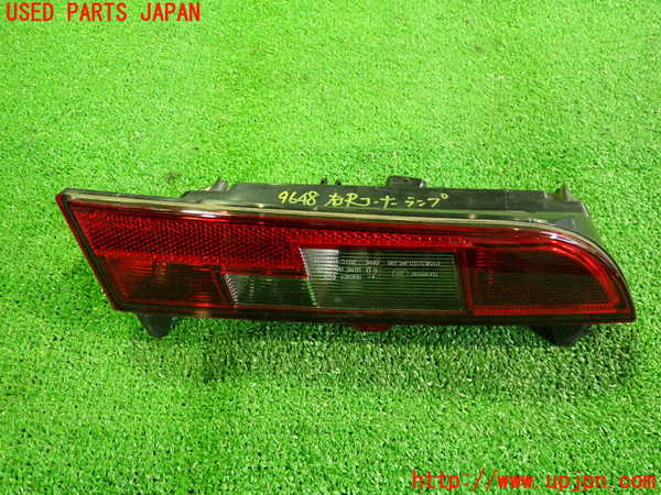 2UPJ-96481154]BMW i3(1Z06) I01 右リアコーナーランプ 中古_m0001.jpg