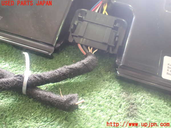 2UPJ-96636530]マセラティ・クアトロポルテ(MQP)ウーハー 中古_m0005.jpg