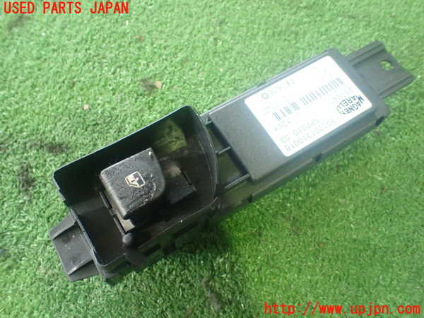 2UPJ-96636240]マセラティ・クアトロポルテ(MQP)右前パワー