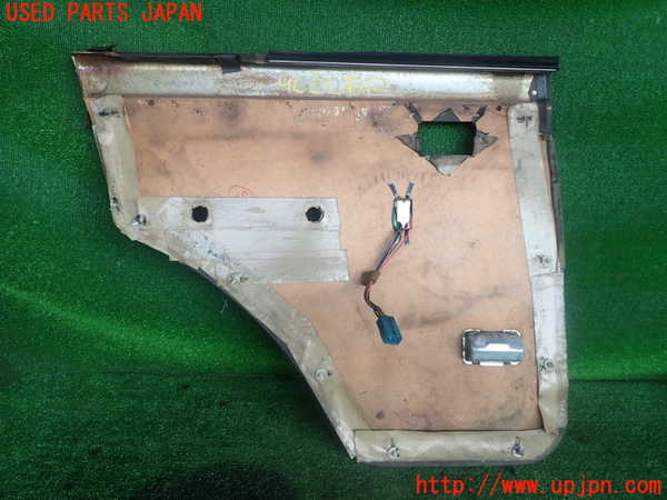 2UPJ-96801294]ランクル60系(HJ61V(改))右後ドア内張り 【ジャンク品】 中古_m0005.jpg