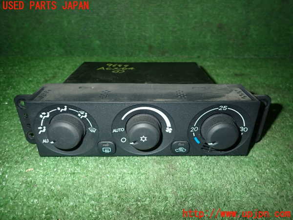 1UPJ-96996066]ランエボ7(CT9A)エアコンスイッチ1 中古_m0001.jpg