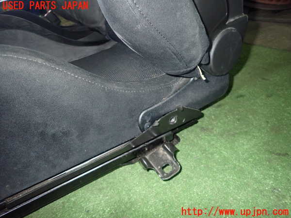 1UPJ-96997011]ランエボ7(CT9A)シートセット 中古 の商品画像｜自動車
