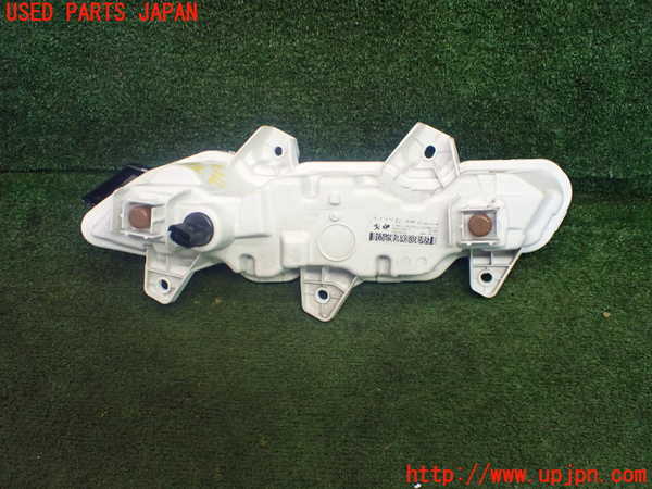 1UPJ-97151152]プジョー・2008(P24HN05)左コーナーランプ 中古_m0002.jpg