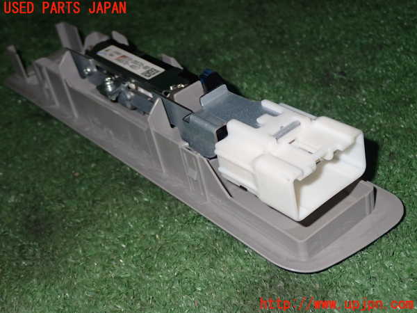1UPJ-97336309]エスティマ(ACR50W)スイッチ4 (リアエアコン) 中古_m0002.jpg