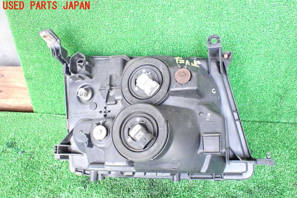 1UPJ-97451132]ランクル100系(UZJ100W)左ヘッドライト ハロゲン 中古_m0003.jpg