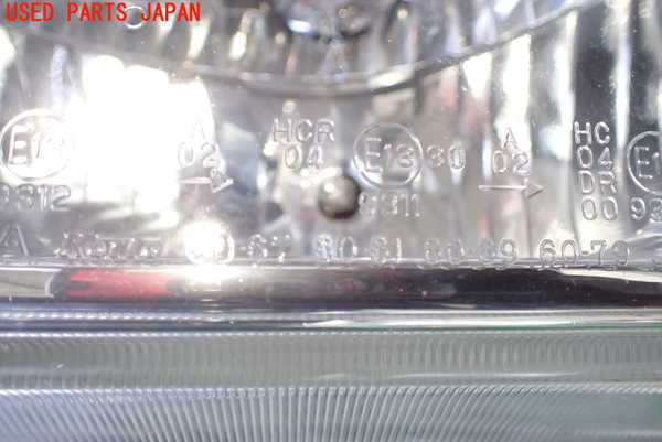 1UPJ-97451132]ランクル100系(UZJ100W)左ヘッドライト ハロゲン 中古_m0004.jpg