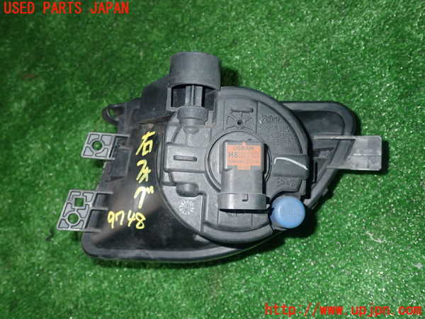 1UPJ-97481180]BMW 528i(FR30 F10)右フォグ 中古_m0002.jpg