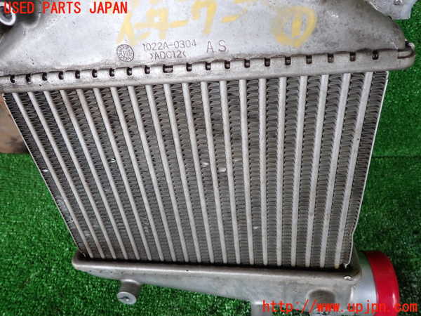 1UPJ-97562451]NV350 キャラバン バン(VW2E26)インタークーラー1 中古