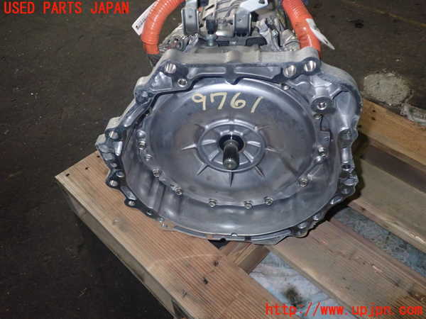 1UPJ-97613010]レクサス・IS300h(AVE30)ミッション AT 2AR-FSE 中古_m0002.jpg
