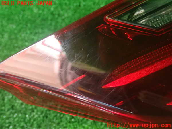 1UPJ-97671550]レクサス・IS300h(AVE30)右リアフィニッシャー 中古_m0004.jpg