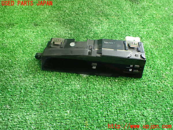 1UPJ-97757850]アリスト 【後期】(JZS161)時計 中古_m0001.jpg