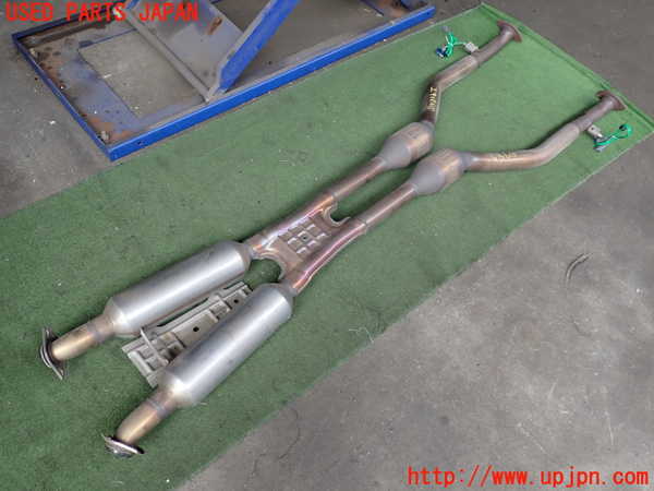 2UPJ-97872631]レクサス・IS350(GSE31)フロントパイプ1 中古_m0001.jpg