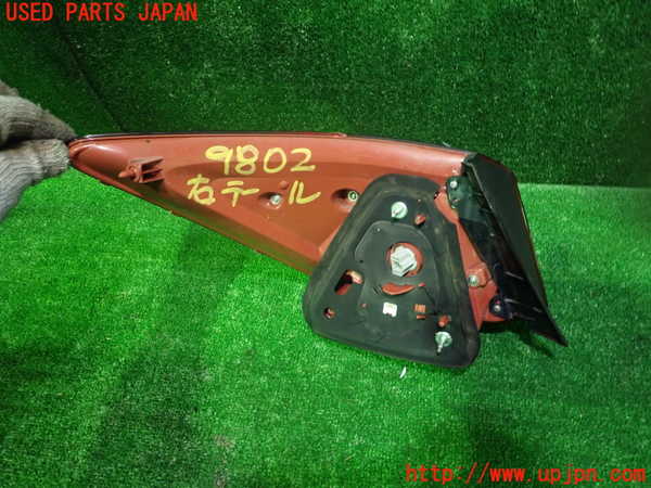 1UPJ-98021530]レジェンド ハイブリッド(KC2)右テールランプ