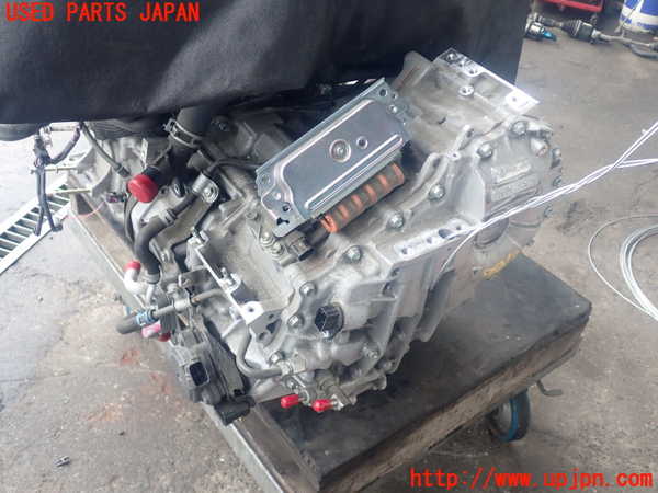 2UPJ-98123010]プリウスPHV(ZVW52)ミッション AT 2ZR-FXE 中古_m0001.jpg