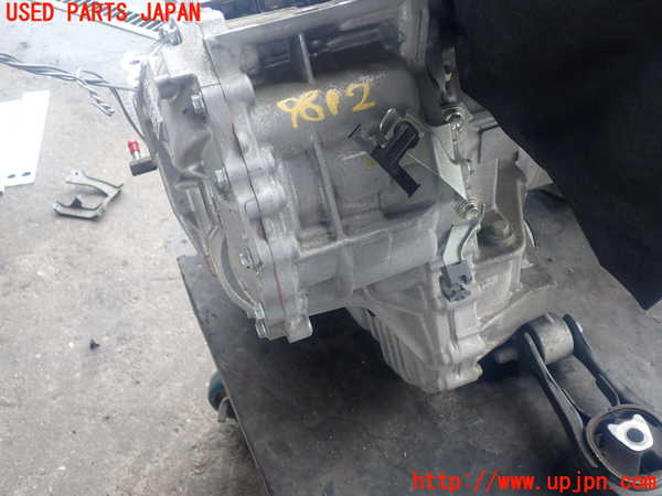 2UPJ-98123010]プリウスPHV(ZVW52)ミッション AT 2ZR-FXE 中古_m0002.jpg