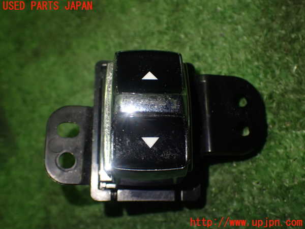 1UPJ-98226308]スカイライン ハイブリッド(HV37)スイッチ3 中古_m0001.jpg