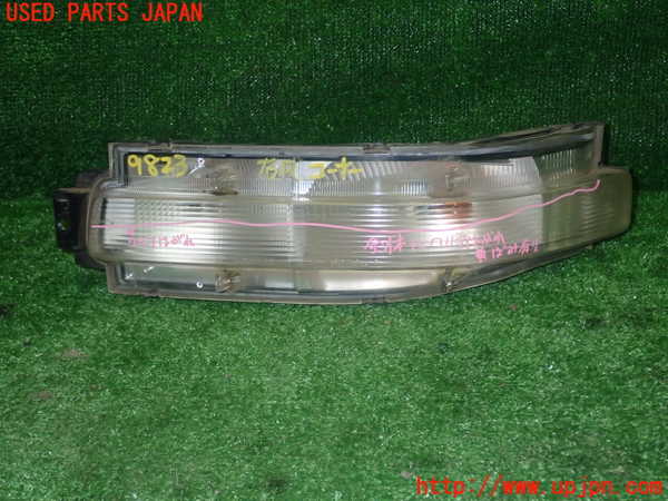 1UPJ-98231154]フェアレディZ(Z33)右リアコーナーランプ 中古_m0001.jpg