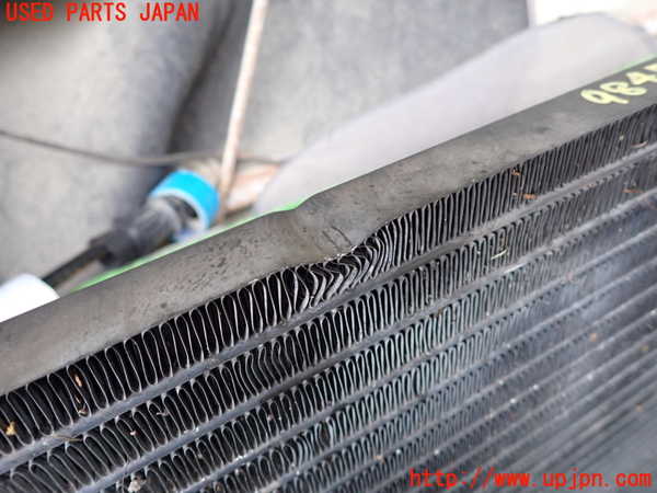 5UPJ-98476031]ランクル70系(HZJ77V)エアコンコンデンサー1 中古
