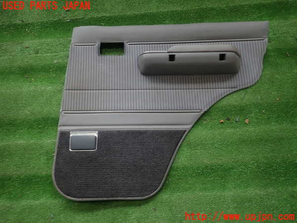 2UPJ-98891294]ランクルプラド(LJ78W)右後ドア内張り 中古_m0001.jpg