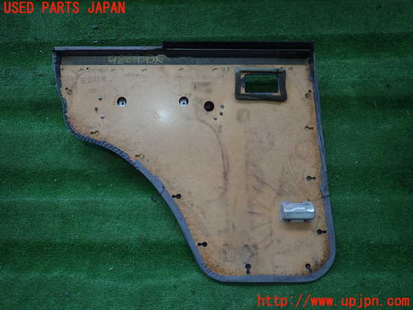 2UPJ-98891294]ランクルプラド(LJ78W)右後ドア内張り 中古_m0003.jpg