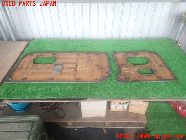 2UPJ-98891578]ランクルプラド(LJ78W)バックドア内張り 中古_m0005.jpg
