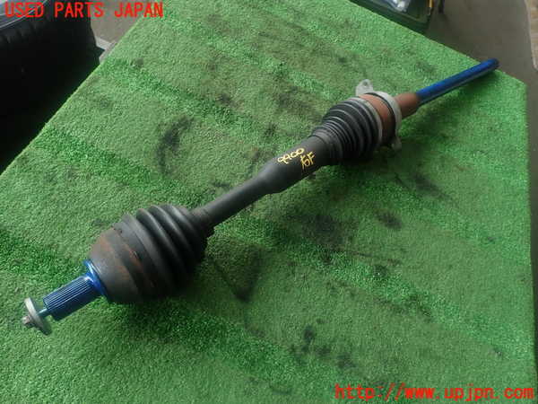 2UPJ-99004010]ボルボ・XC60(DB420XC)右フロントドライブ