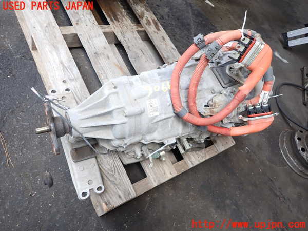 2UPJ-99063010]レクサス・RC300h(AVC10)ミッション AT 2AR-FSE 中古_m0002.jpg