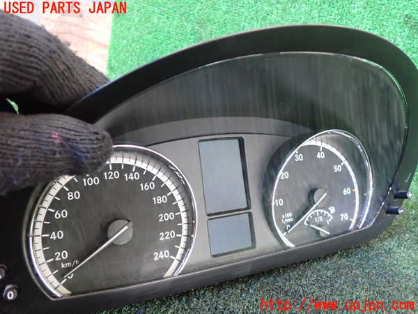 1UPJ-99246170]ベンツ V350(639350T)スピードメーター 中古_m0002.jpg