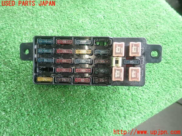 2UPJ-99516741]ランクル70系(HZJ77HV)ヒューズボックス1 中古 の