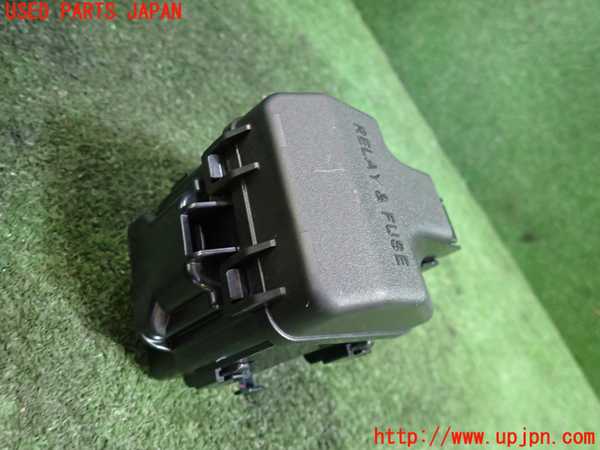 5UPJ-99536743]レクサス・UX250h(MZAH10)ヒューズボックス3 (室内ラゲッジ) 中古_m0001.jpg