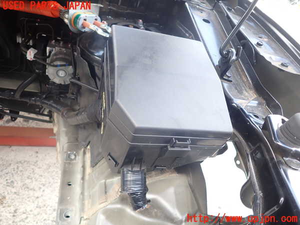 5UPJ-99656742]エクリプスクロス PHEV(GL3W)ヒューズボックス2 中古_m0001.jpg