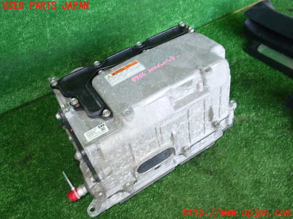 2UPJ-99666916]レクサス・CT200h(ZWA10)インバーターコンバーター (G9200-76030) 中古_m0001.jpg