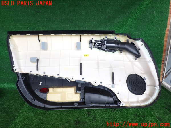 2UPJ-99711234]フェアレディZ(Z33)右ドア内張り 中古_m0003.jpg