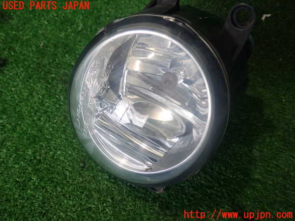 2UPJ-99821182]レクサス・CT200h(ZWA10)左フォグ 中古_m0004.jpg