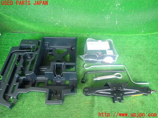 2UPJ-99827805]レクサス・CT200h(ZWA10)車載工具 中古_m0001.jpg
