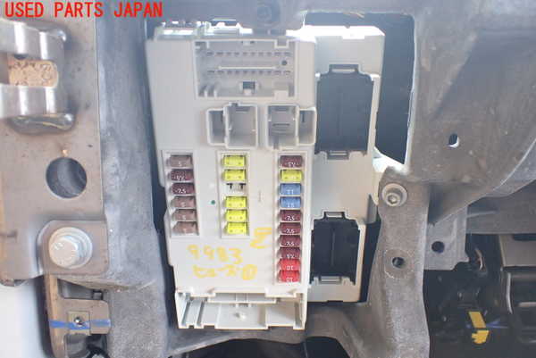 5UPJ-99836741]アルファロメオ・ジュリエッタ(94018)ヒューズ