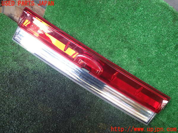 1UPJ-99881559]デリカD：5(CV1W)リアフィニッシャー 中古_m0001.jpg