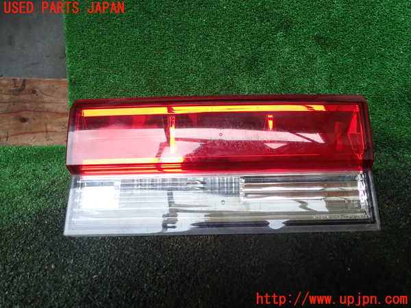 1UPJ-99881550]デリカD：5(CV1W)右リアフィニッシャー 中古_m0001.jpg