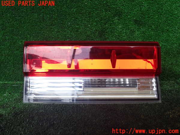 1UPJ-99881552]デリカD：5(CV1W)左リアフィニッシャー 中古_m0001.jpg