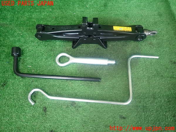 2UPJ-10107805]レクサス・CT200h(ZWA10)車載工具 中古_m0001.jpg